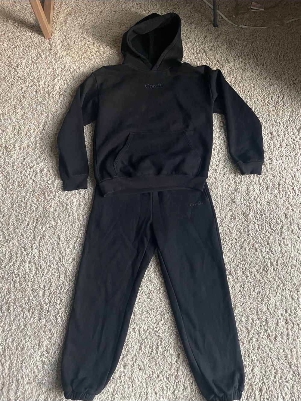 Comfrt set black loose fit hoodie and sweatpants size L